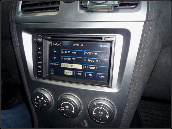 Магнитола FlyAudio 75000B01 - 2-DIN Universal Магнитола FlyAudio 75000B01 - 2-DIN Universal